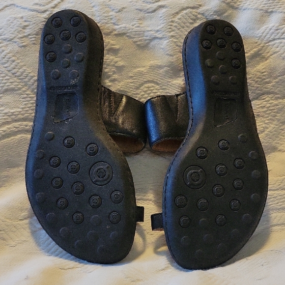 Born Black Leather Sandals - Picture 2 of 4